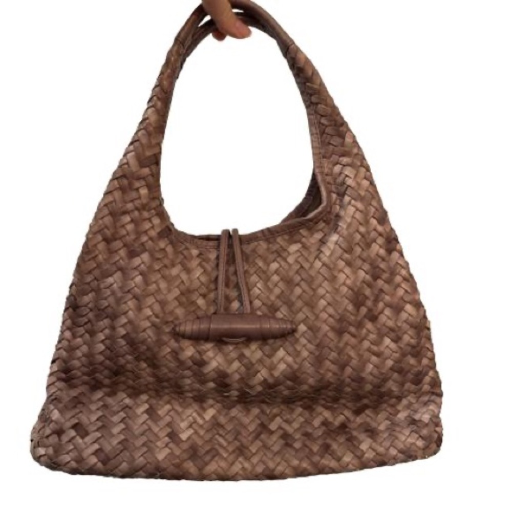 Leather bag